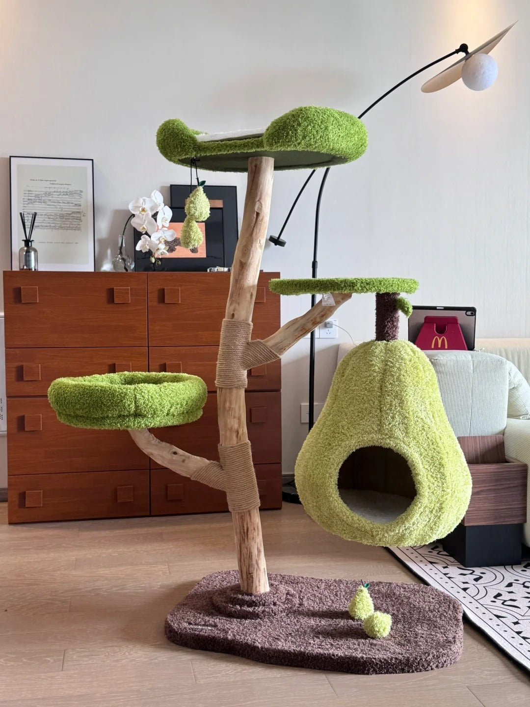 EcoPawPaw Natural Wood Cat Tree – A Little Fruit Paradise for Your Cat!