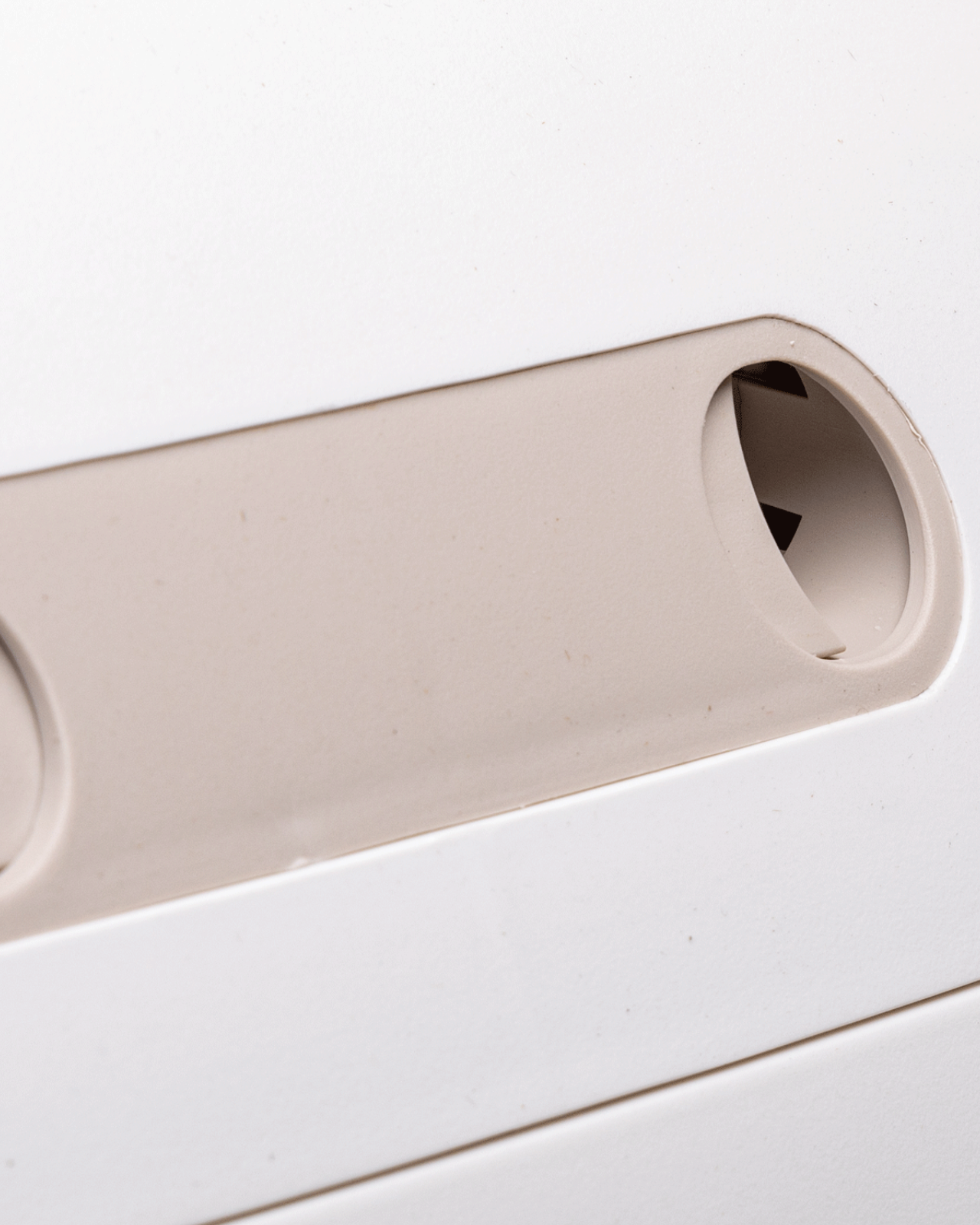 Smart Enclosed Self-Cleaning Cat Litter Box